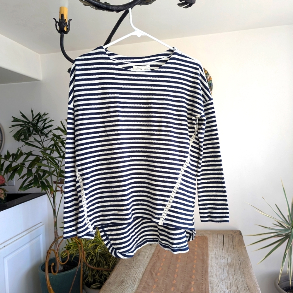 Anthropologie Sweatshirt